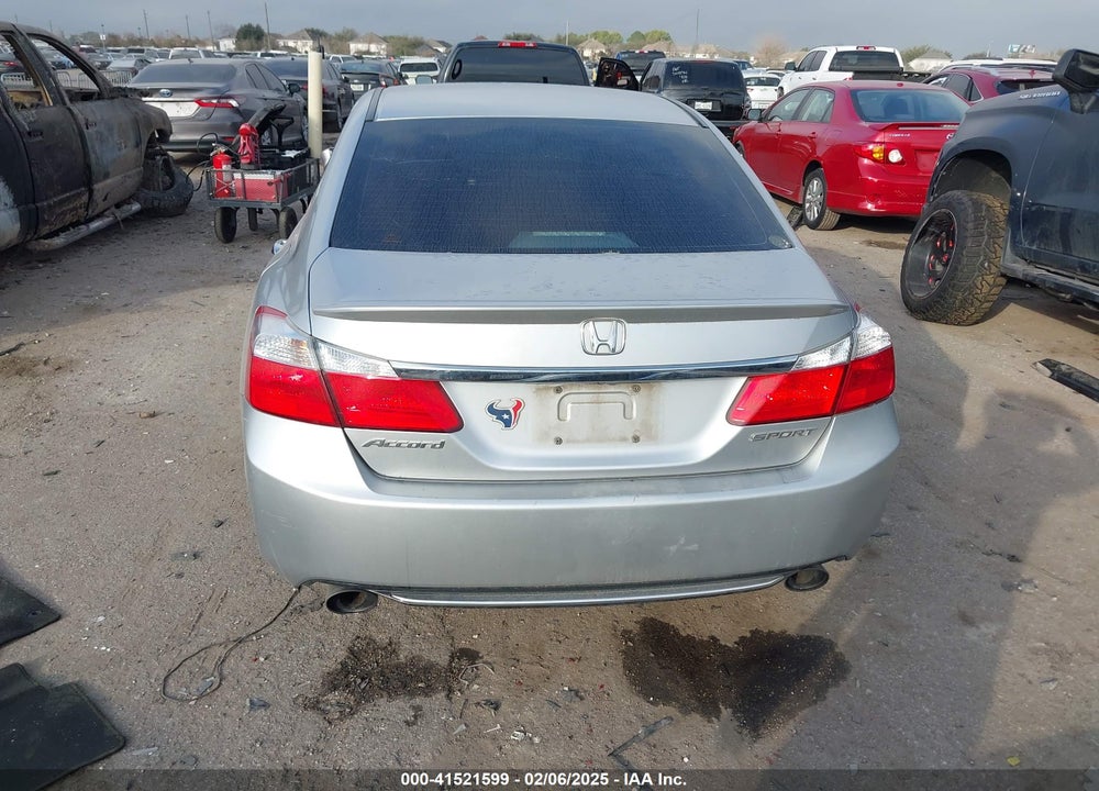 2013 HONDA ACCORD VIN: 1HGCR2F57DA036237