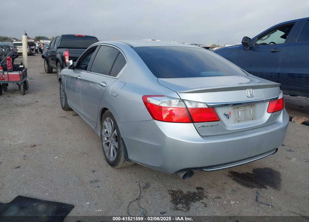 2013 HONDA ACCORD VIN: 1HGCR2F57DA036237