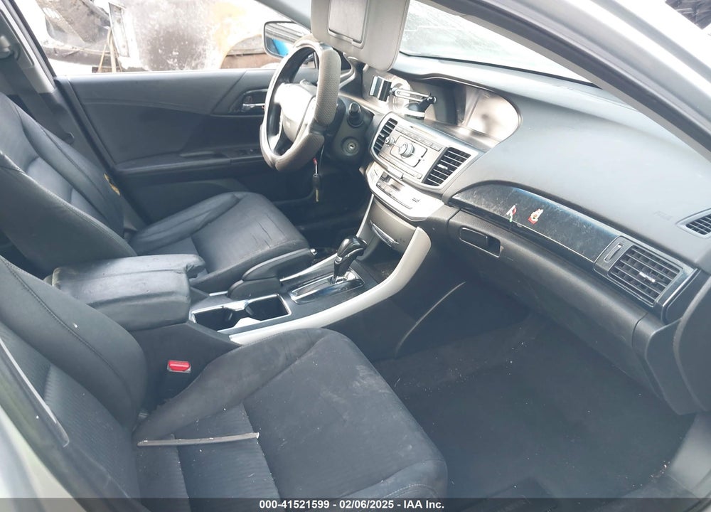 2013 HONDA ACCORD VIN: 1HGCR2F57DA036237