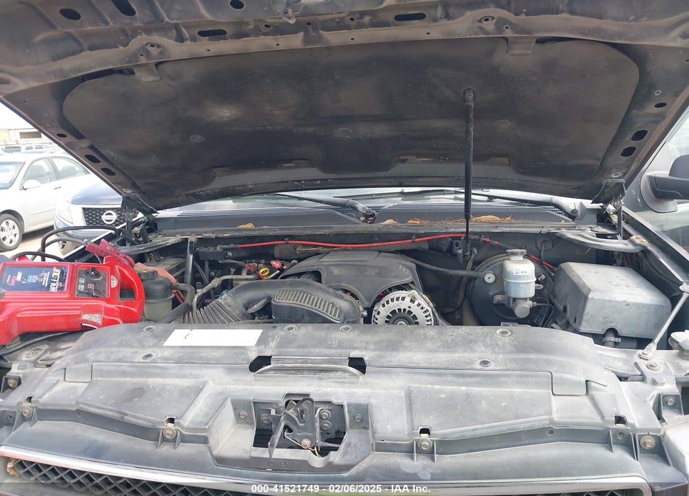 2008 CHEVROLET TAHOE LS VIN: 1GNFC13008R120401