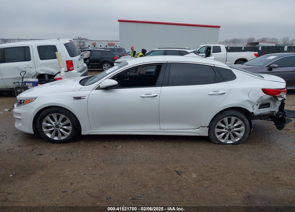 2016 KIA OPTIMA VIN: 5XXGU4L30GG055945