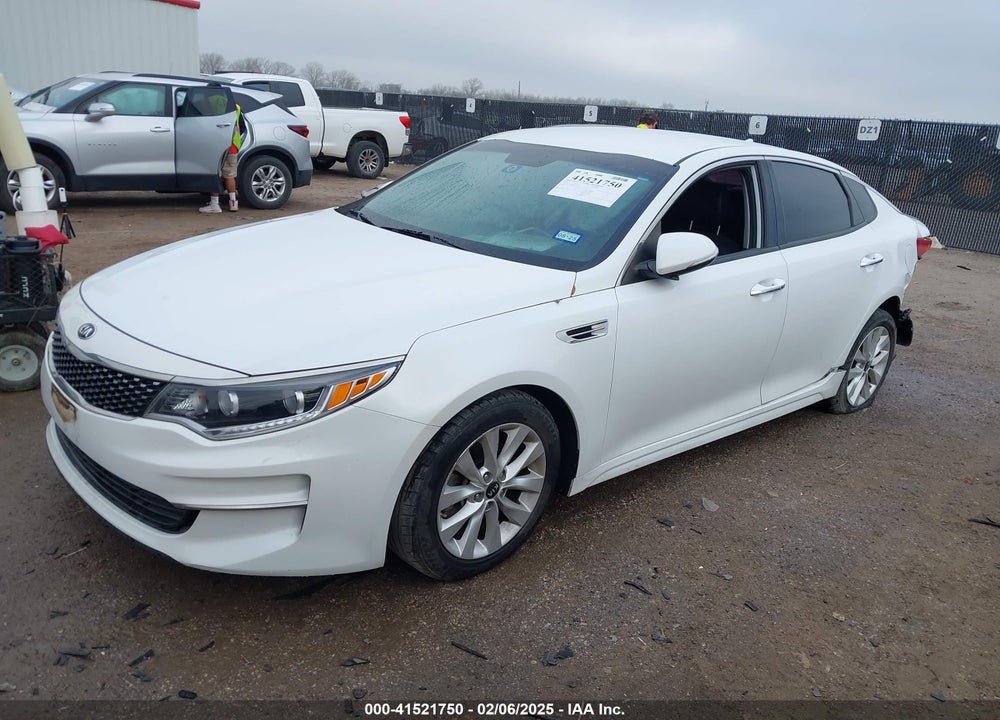 2016 KIA OPTIMA VIN: 5XXGU4L30GG055945