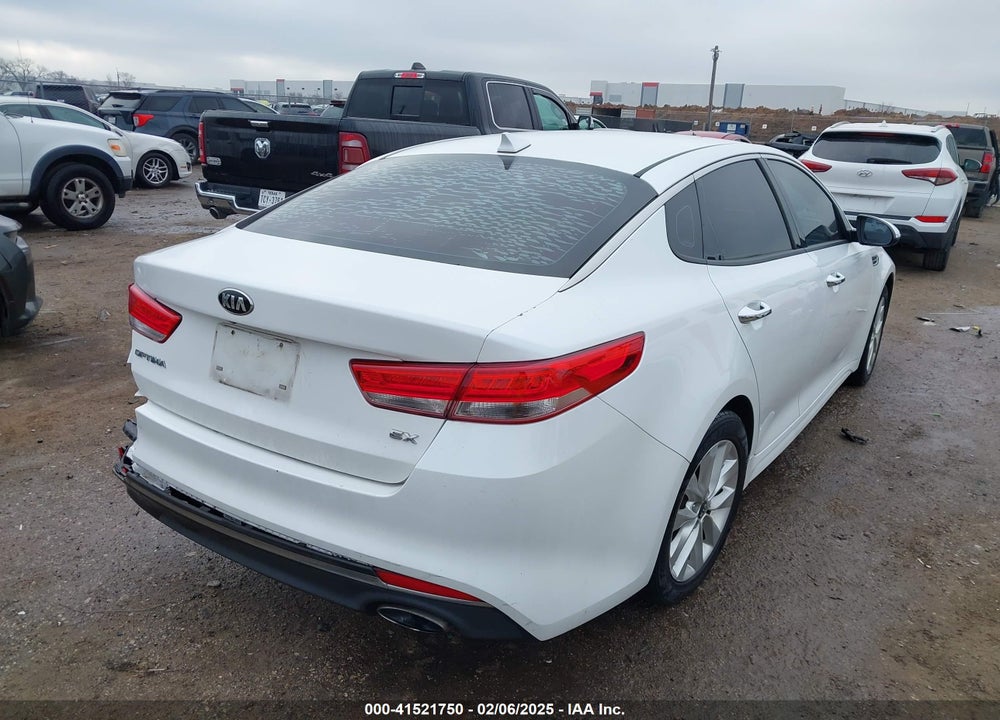 2016 KIA OPTIMA VIN: 5XXGU4L30GG055945