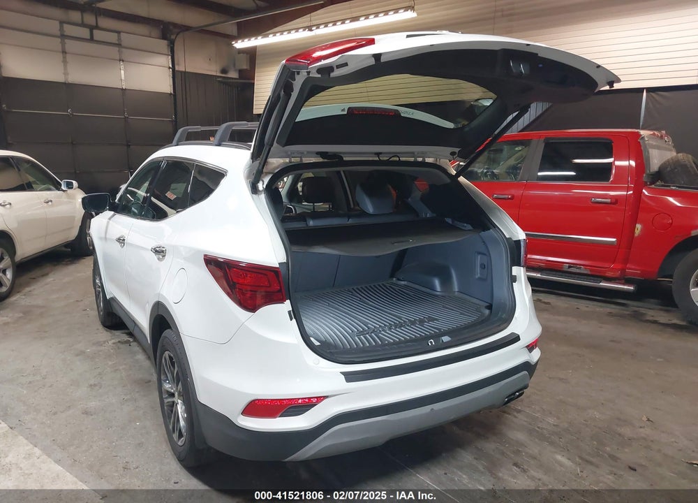 2018 HYUNDAI SANTA FE SPORT 2.0T VIN: 5NMZUDLA7JH098971