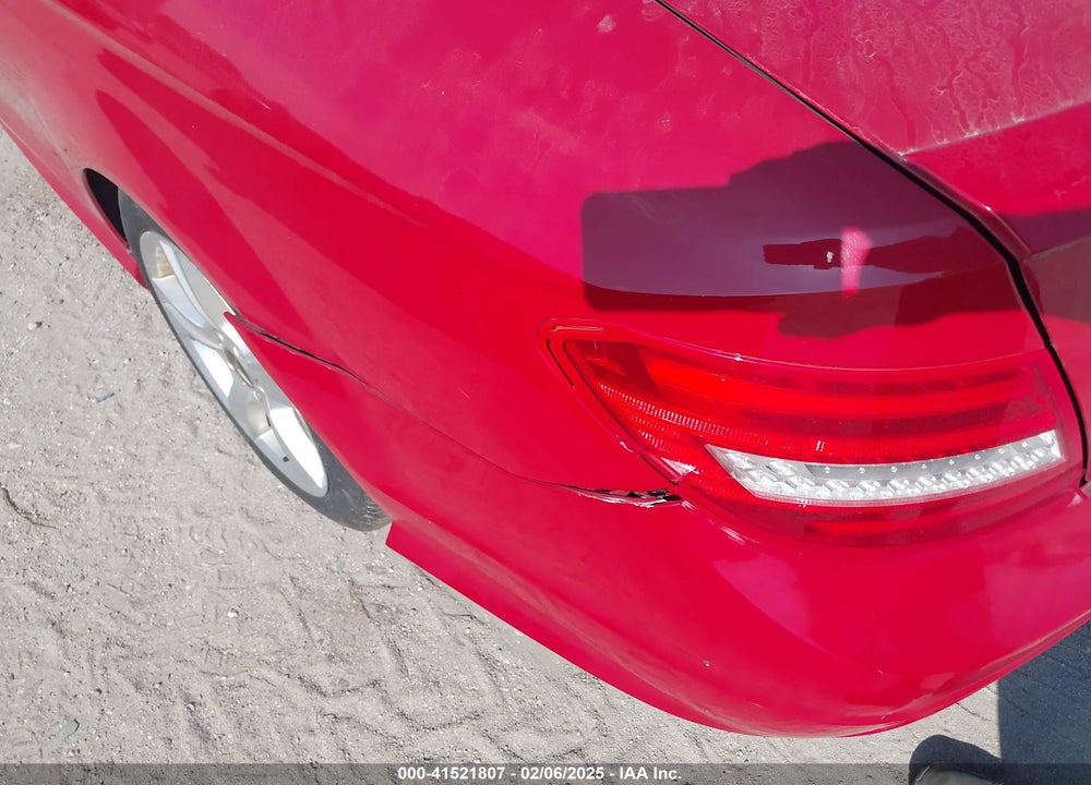 2013 MERCEDES-BENZ C VIN: WDDGJ4HB0DF977768