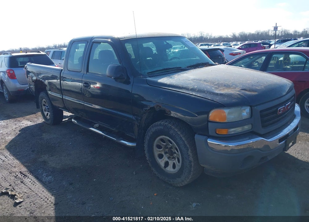 2005 GMC SIERRA 1500 WORK TRUCK VIN: 1GTEK19B05E109918
