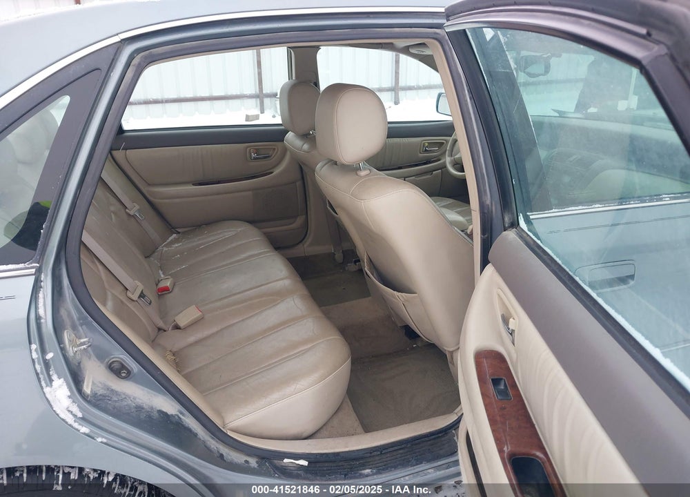 2000 TOYOTA AVALON XLS VIN: 4T1BF28B0YU024002