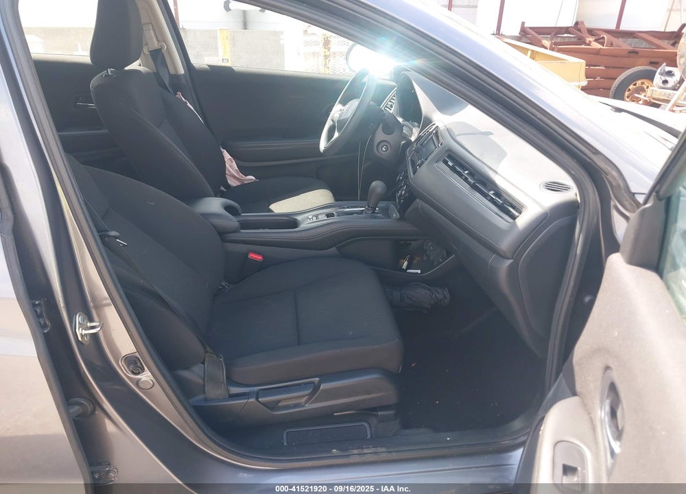 2018 HONDA HR-V LX VIN: 3CZRU5H36JM719592
