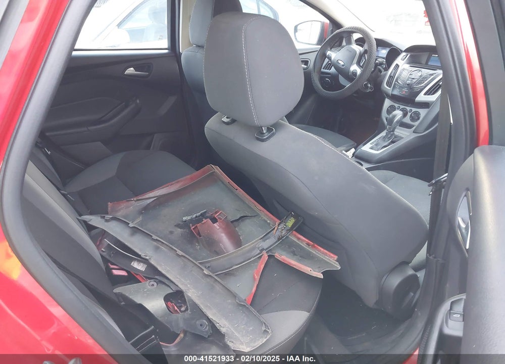 2014 FORD FOCUS VIN: 1FADP3K21EL313096