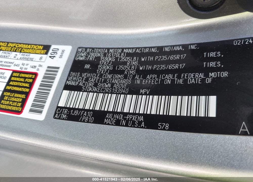 2024 TOYOTA SIENNA LE VIN: 5TDKRKEC2RS193940