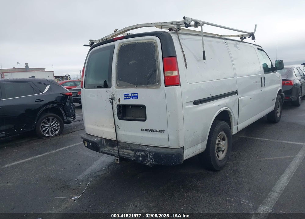 2003 CHEVROLET EXPRESS VIN: 1GCHG35U031127244