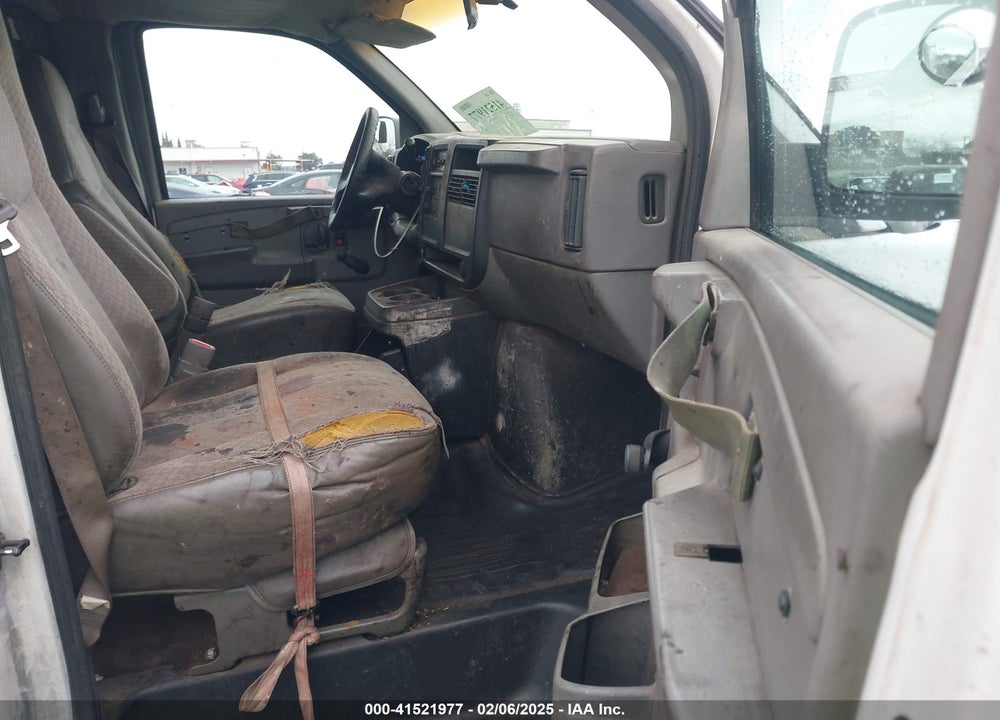 2003 CHEVROLET EXPRESS VIN: 1GCHG35U031127244