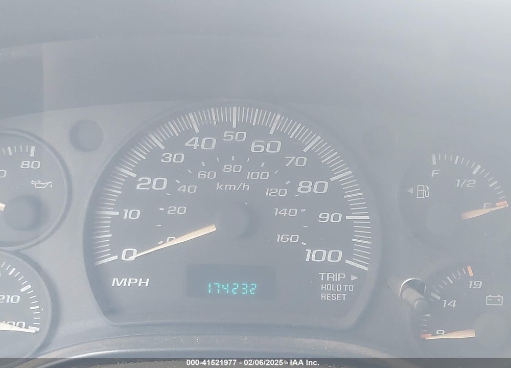 2003 CHEVROLET EXPRESS VIN: 1GCHG35U031127244