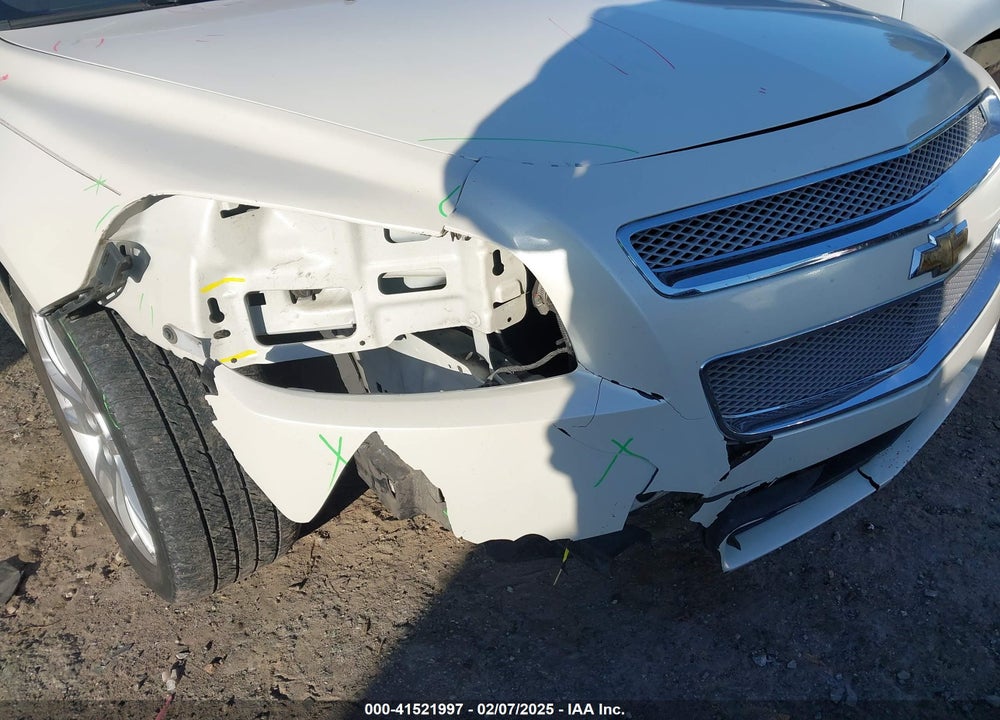 2011 CHEVROLET MALIBU VIN: 1G1ZE5E77BF100925