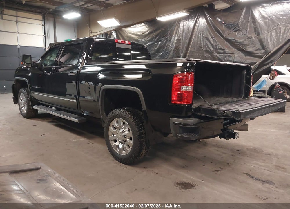 2019 GMC SIERRA 2500HD DENALI VIN: 1GT12SEY6KF105182