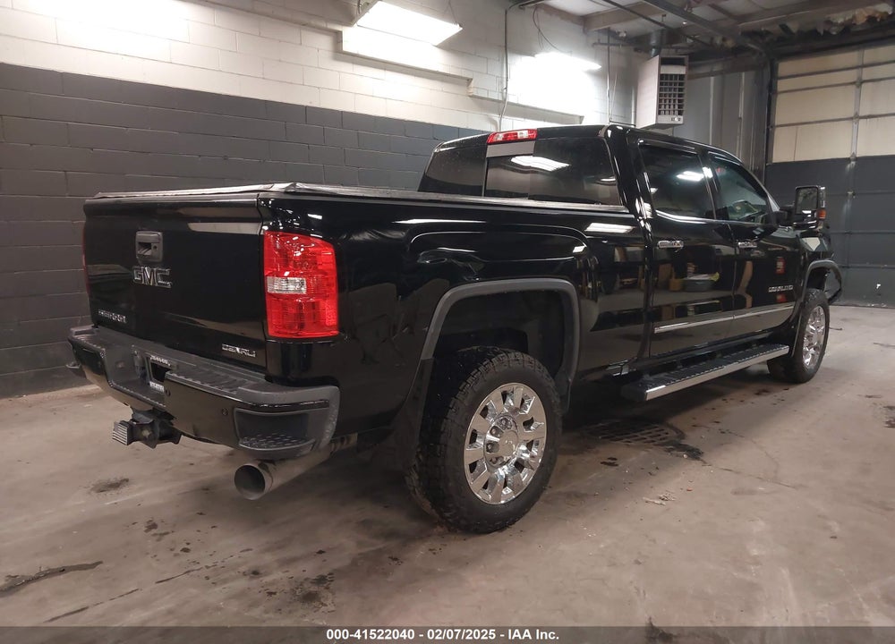 2019 GMC SIERRA 2500HD DENALI VIN: 1GT12SEY6KF105182