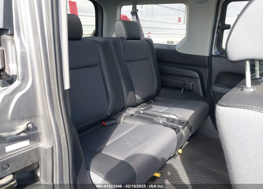 2005 HONDA ELEMENT EX VIN: 5J6YH28605L028901
