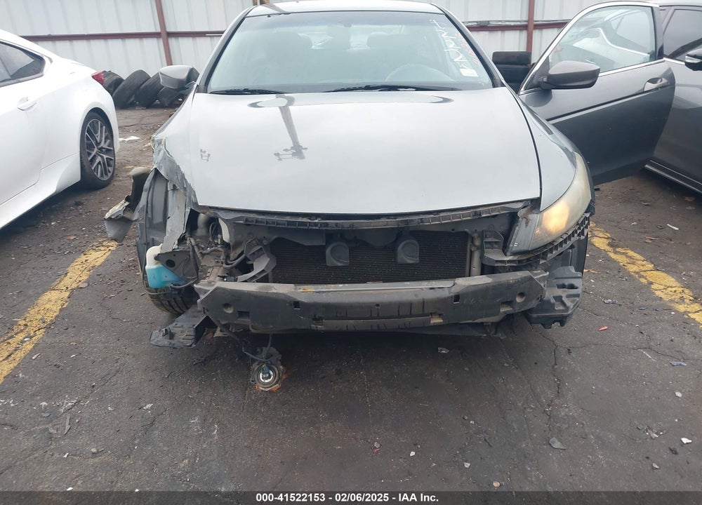 2010 HONDA ACCORD VIN: 1HGCS1B35AA018222