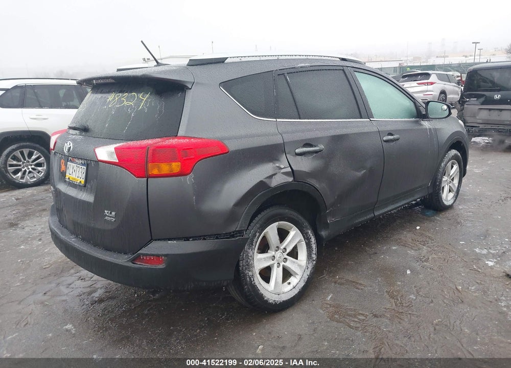 2013 TOYOTA RAV4 XLE VIN: 2T3RFREV5DW078922