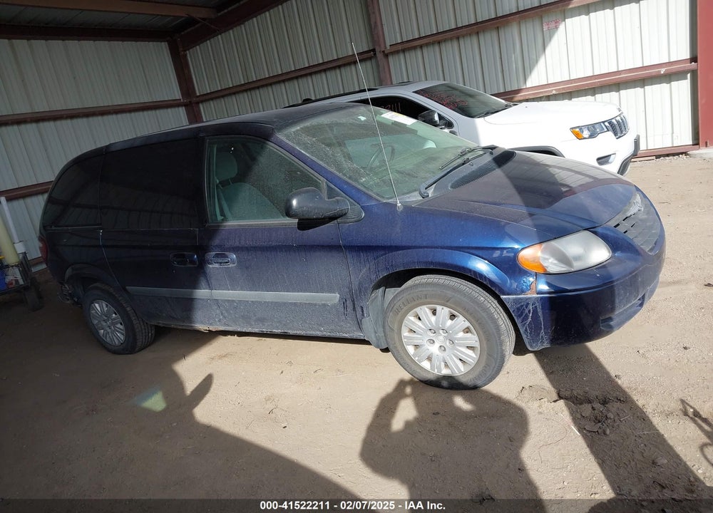 2005 CHRYSLER TOWN & COUNTRY VIN: 1C4GP45R65B240982
