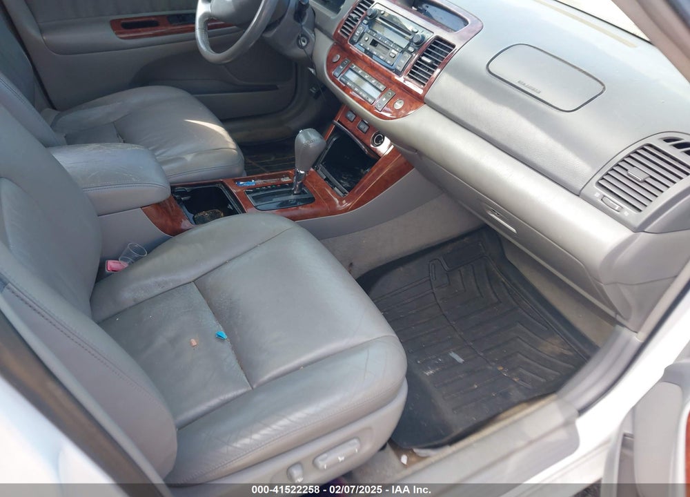 2005 TOYOTA CAMRY VIN: 4T1BF30K75U609656