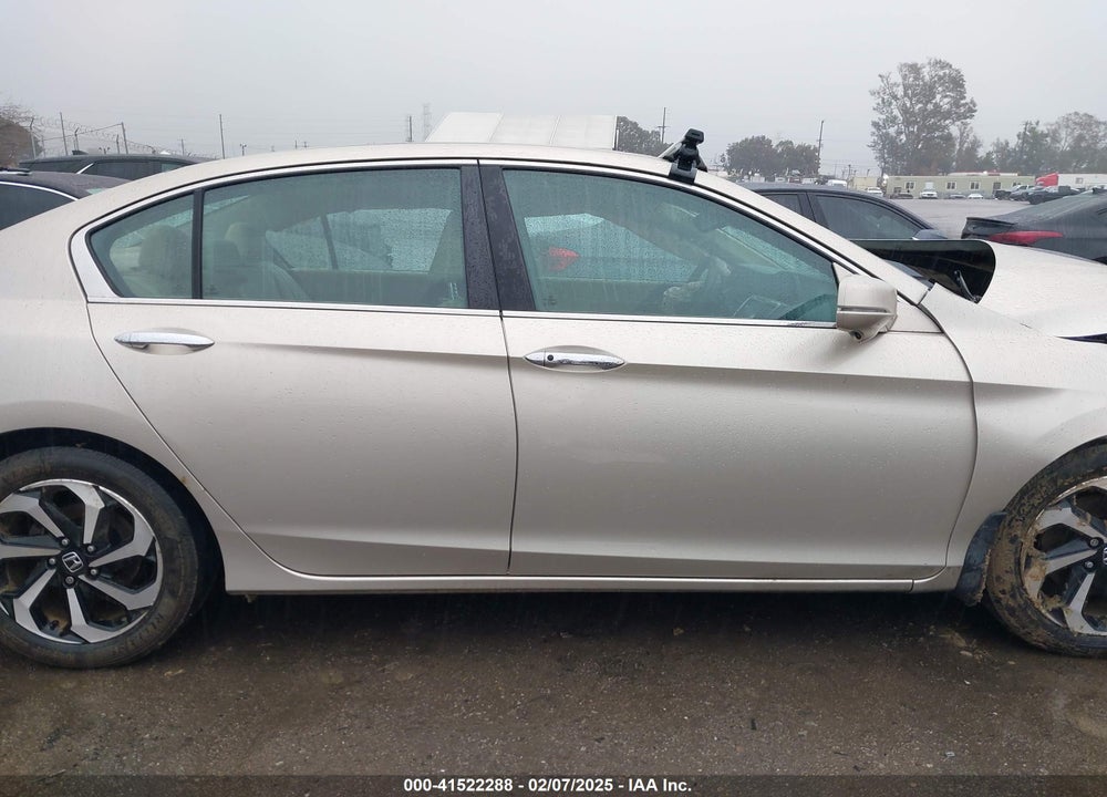 2016 HONDA ACCORD VIN: 1HGCR2F80GA048549