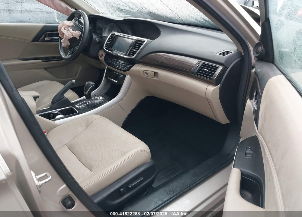 2016 HONDA ACCORD VIN: 1HGCR2F80GA048549