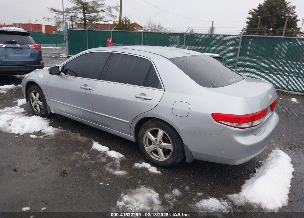 2004 HONDA ACCORD 2.4 EX VIN: 1HGCM568X4A175420