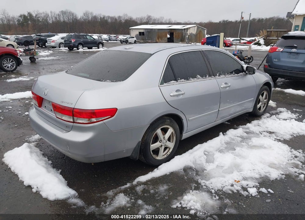 2004 HONDA ACCORD 2.4 EX VIN: 1HGCM568X4A175420