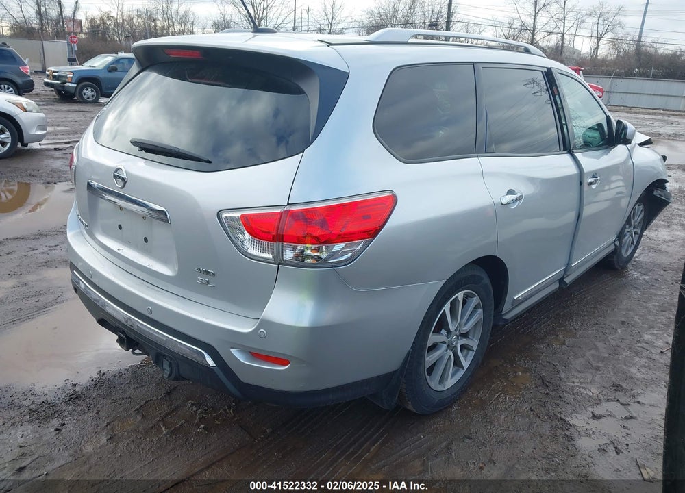 2015 NISSAN PATHFINDER SL VIN: 5N1AR2MM8FC711631