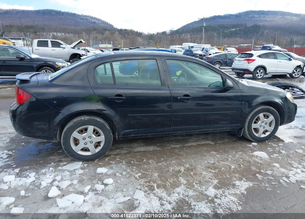 2005 CHEVROLET COBALT VIN: 1G1AK52F757567035