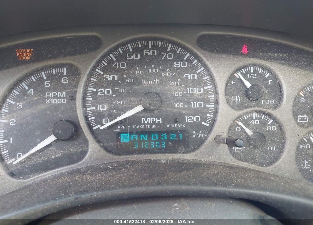 2002 GMC YUKON XL 1500 DENALI VIN: 1GKFK66U02J338548