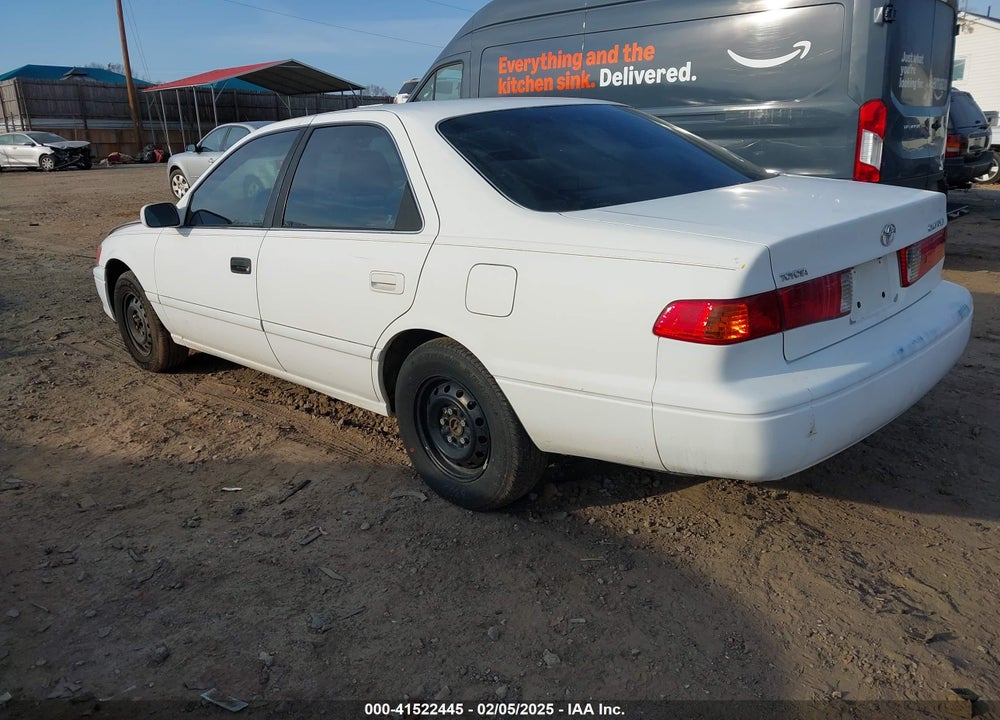 2000 TOYOTA CAMRY CE VIN: 4T1BG22K0YU997919
