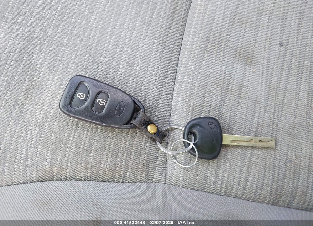 2016 HYUNDAI ACCENT SE VIN: KMHCT4AE5GU019695