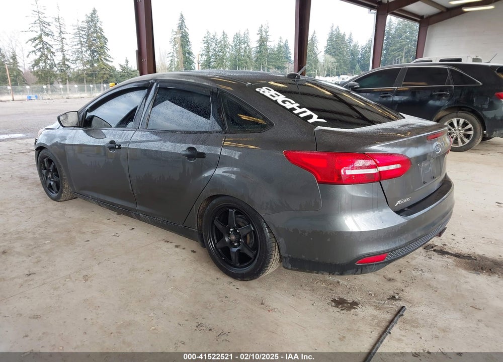 2015 FORD FOCUS VIN: 1FADP3E21FL314598