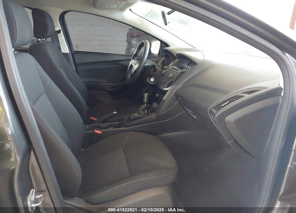 2015 FORD FOCUS VIN: 1FADP3E21FL314598