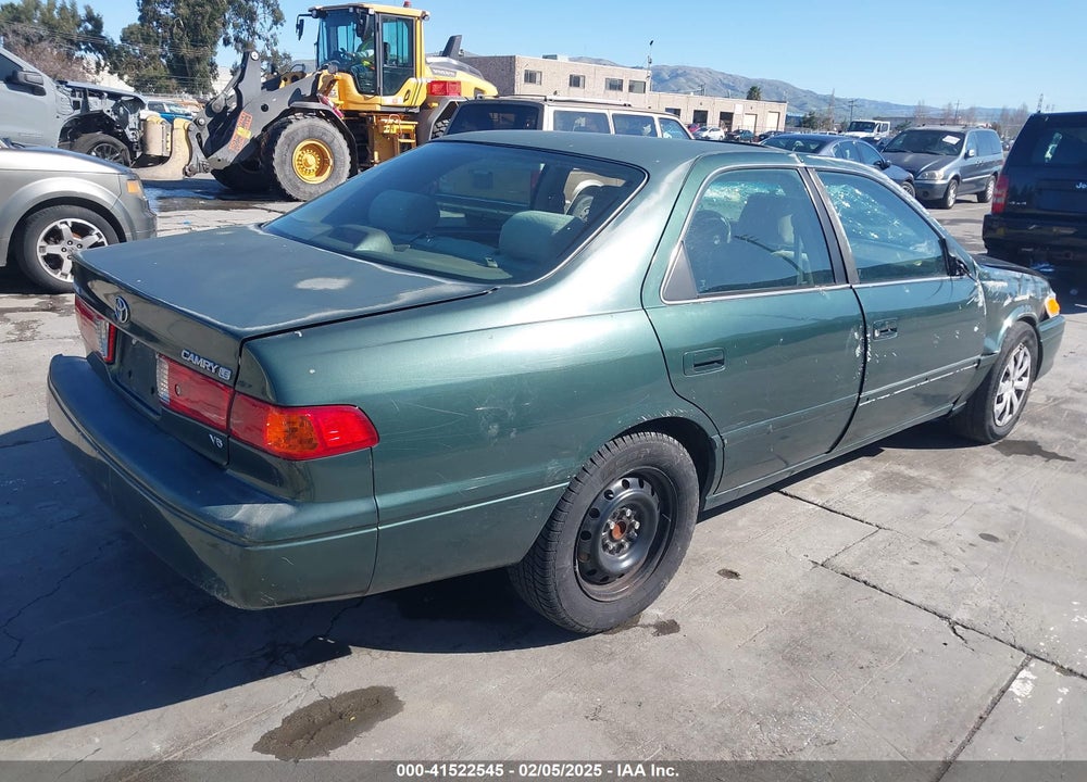 2001 TOYOTA CAMRY LE V6 VIN: 4T1BF22K31U125887