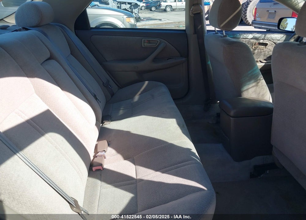 2001 TOYOTA CAMRY LE V6 VIN: 4T1BF22K31U125887