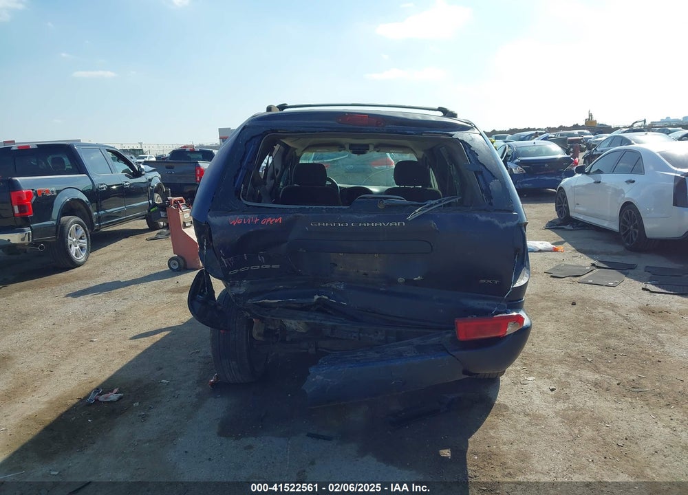 2001 DODGE GRAND CARAVAN SPORT VIN: 2B4GP44R11R134112