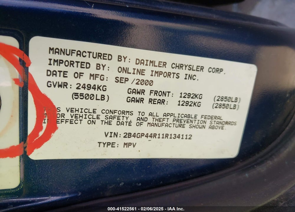 2001 DODGE GRAND CARAVAN SPORT VIN: 2B4GP44R11R134112