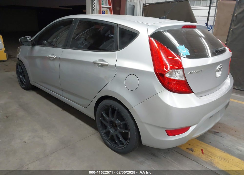 2013 HYUNDAI ACCENT VIN: KMHCT5AE3DU104651