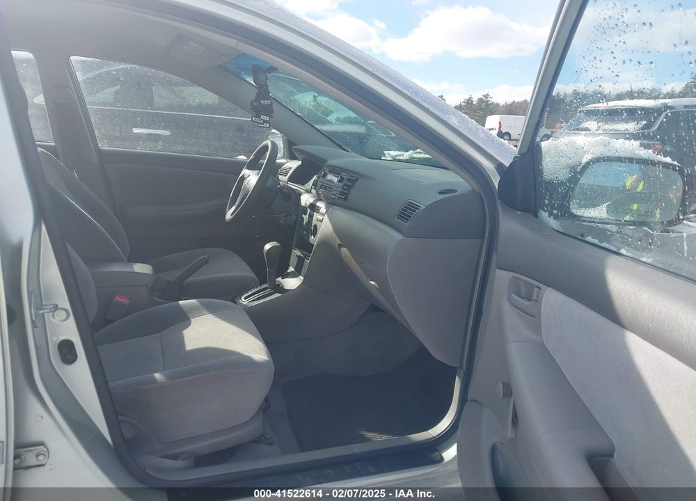 2004 TOYOTA COROLLA VIN: JTDBR32E842023111