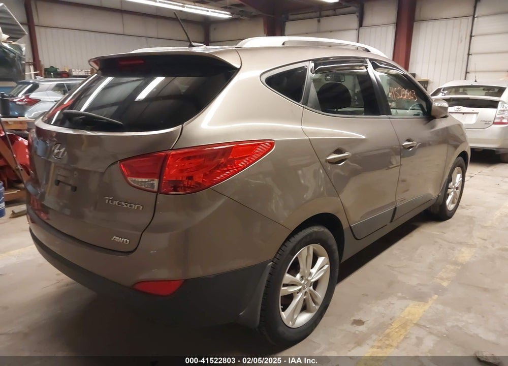 2012 HYUNDAI TUCSON GLS VIN: KM8JUCAC4CU336603