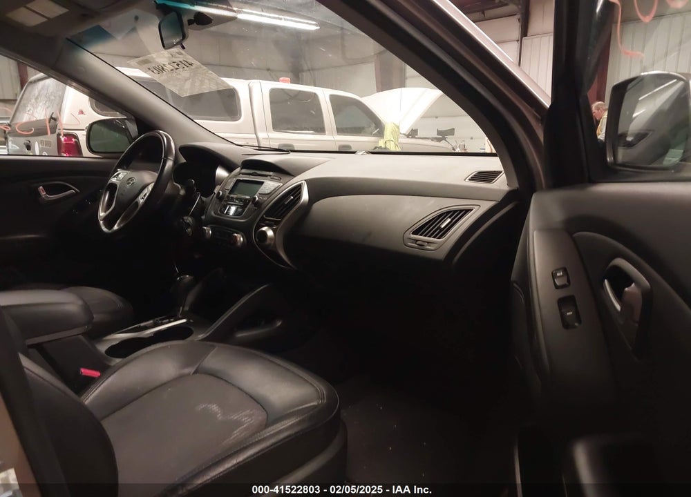 2012 HYUNDAI TUCSON GLS VIN: KM8JUCAC4CU336603