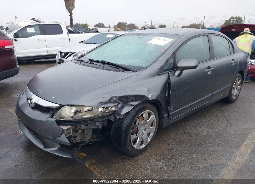 2010 HONDA CIVIC LX VIN: 19XFA1F59AE081024