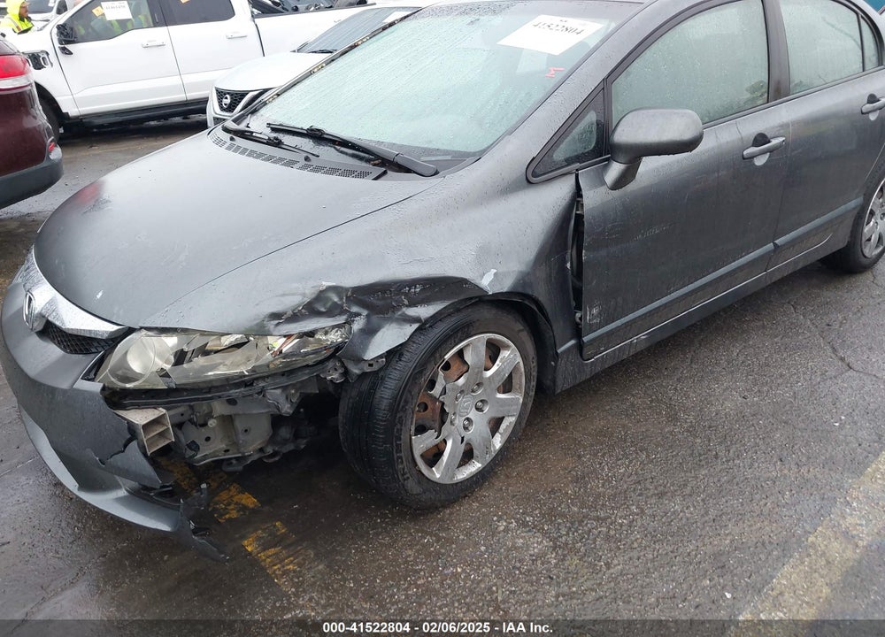 2010 HONDA CIVIC LX VIN: 19XFA1F59AE081024