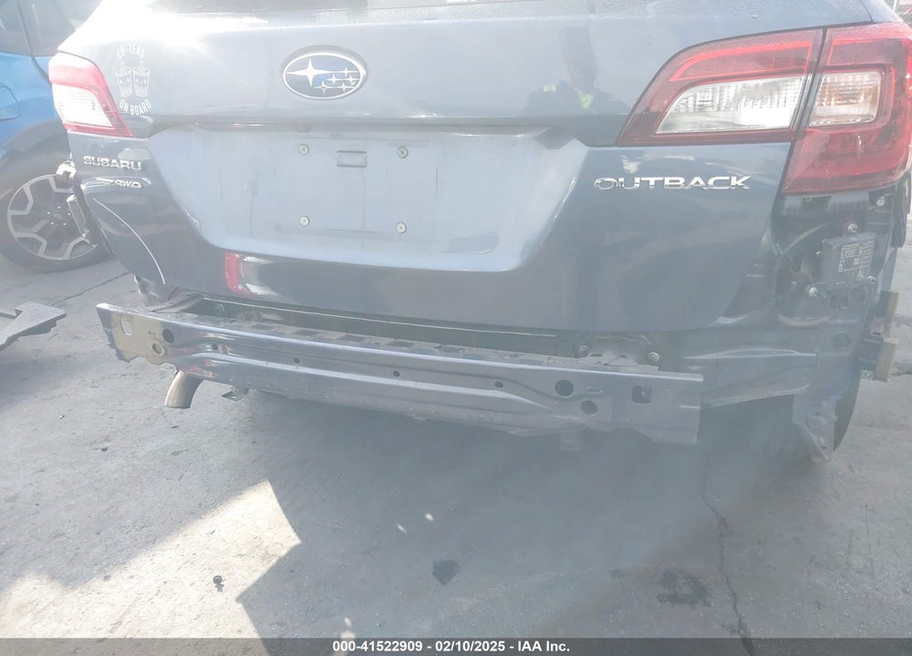 2018 SUBARU OUTBACK 2.5I PREMIUM VIN: 4S4BSAFC8J3245781