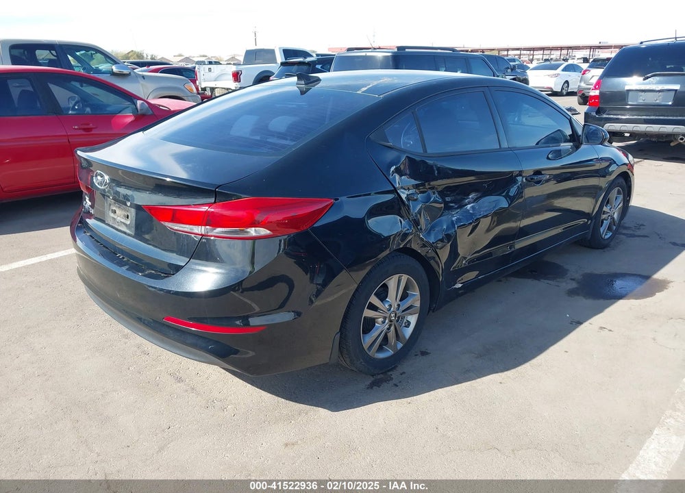 2017 HYUNDAI ELANTRA VIN: 5NPD84LF7HH039684