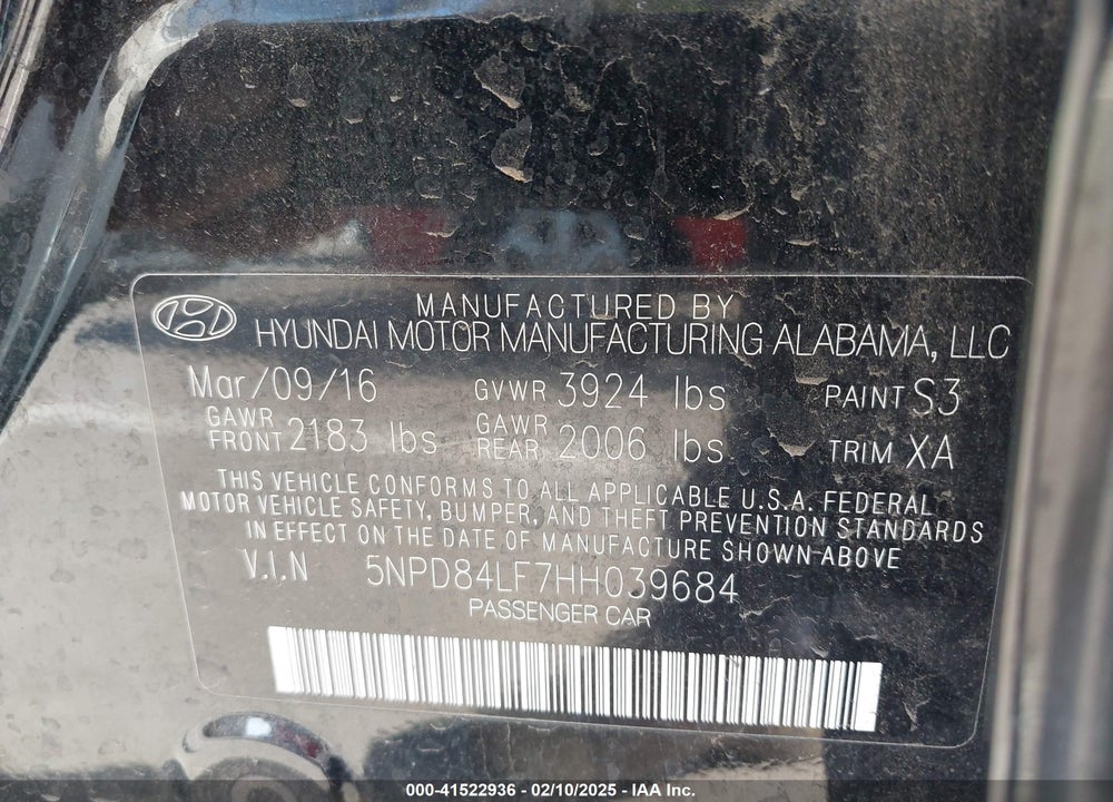 2017 HYUNDAI ELANTRA VIN: 5NPD84LF7HH039684