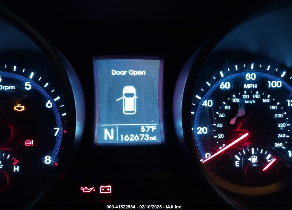 2016 HYUNDAI SANTA FE SPORT VIN: 5XYZT3LB5GG323185